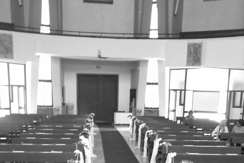 Wedding chiesa navata centrale