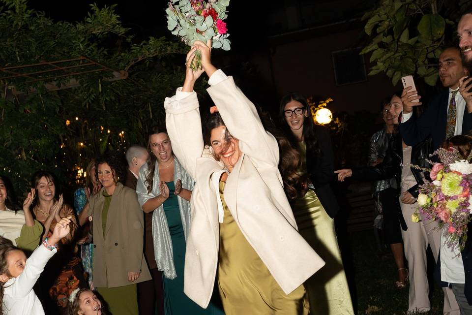 Matrimonio-sposi-bouquet