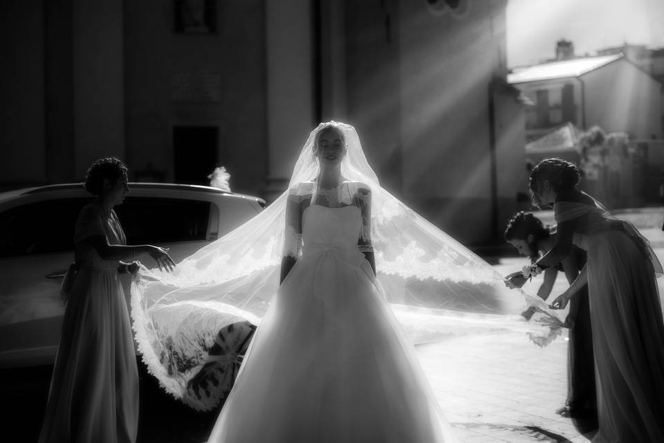 Matrimonio-sposa-abito-velo