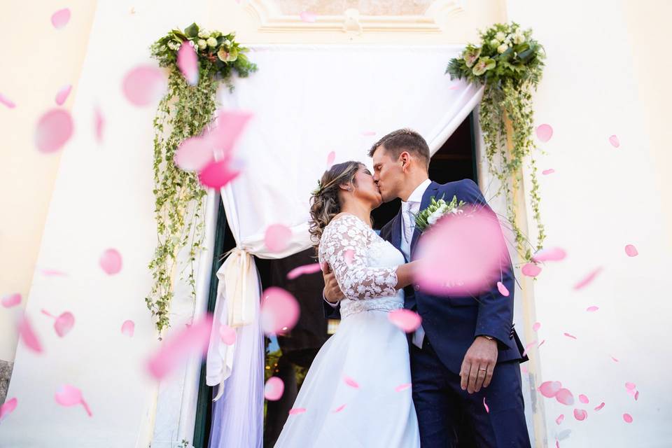 Matrimonio-sposi-fiori