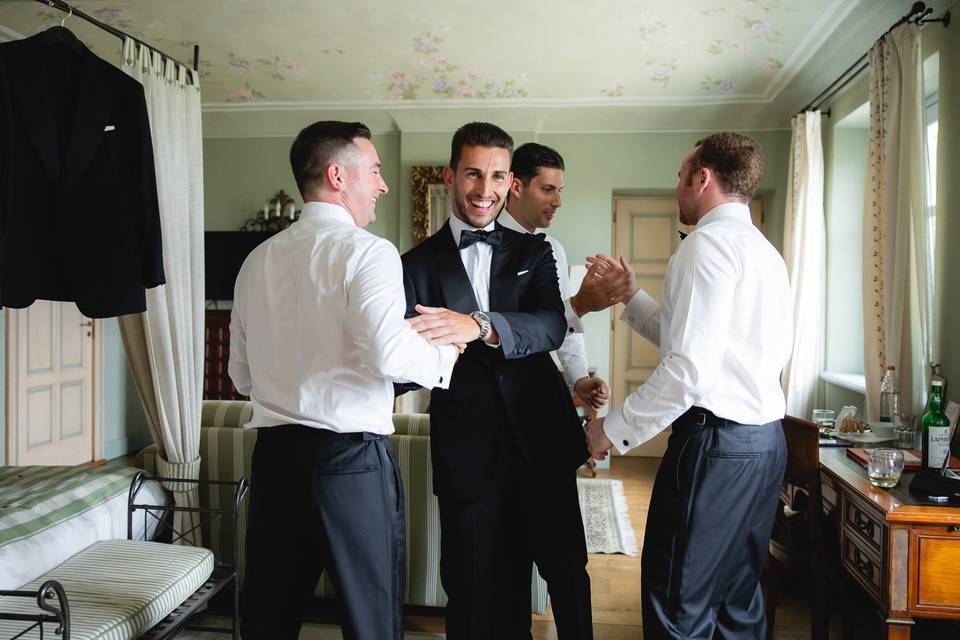 Matrimonio-sposo-amici