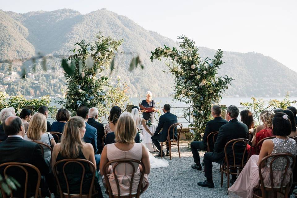 Matrimonio sul lago