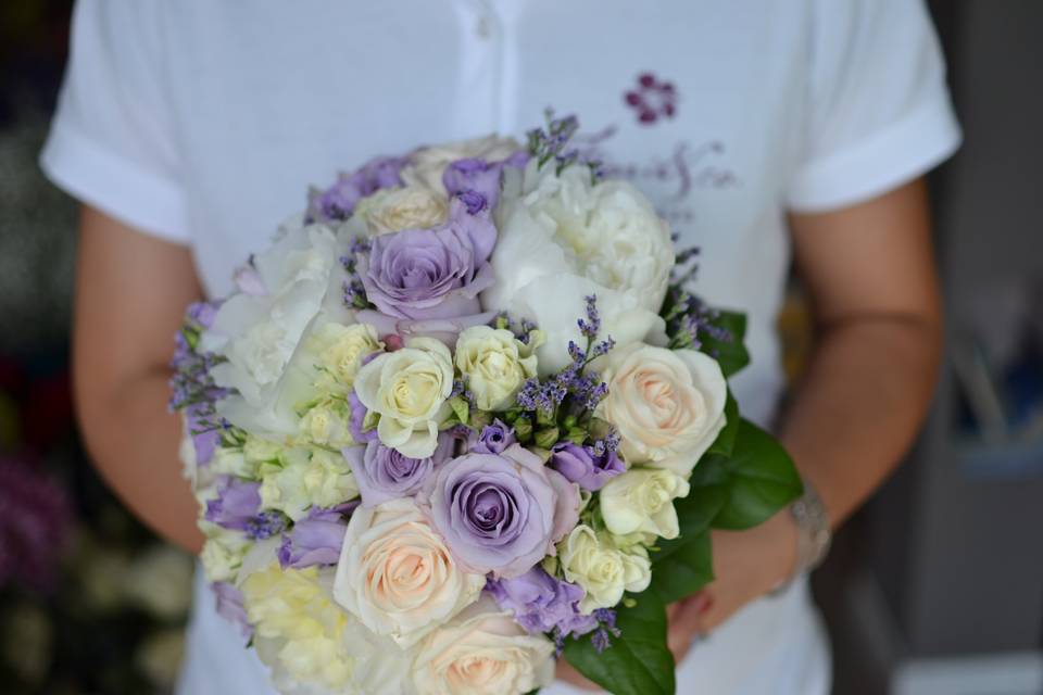 Bouquet peonie lisianthus