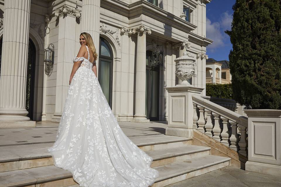 Mori Lee