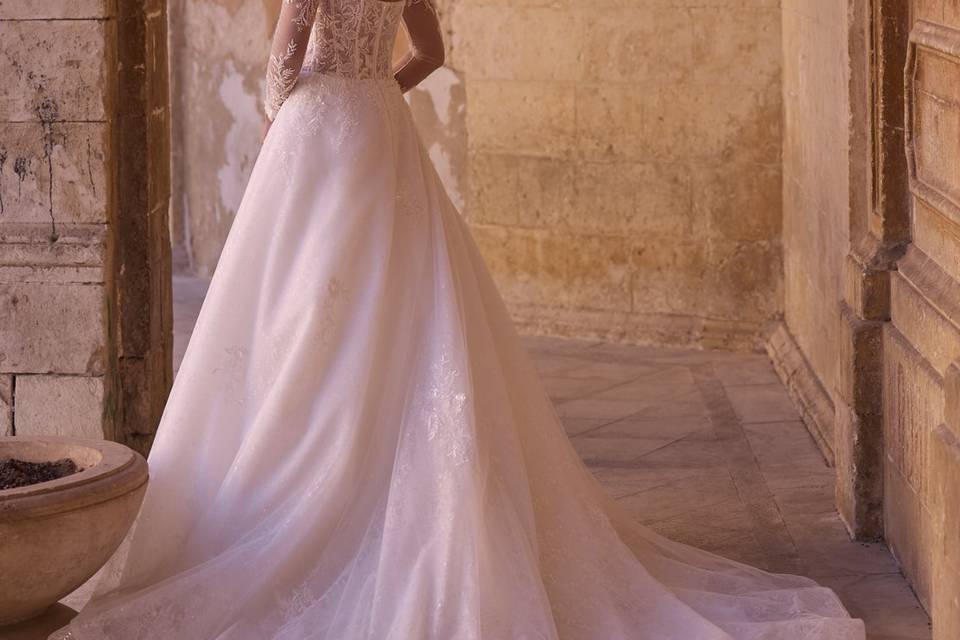 Mori Lee