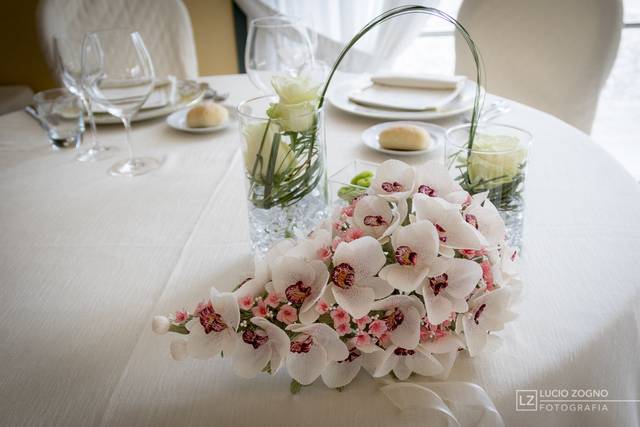 Forsitia Bouquet Sposa in Carta - Consulta la disponibilità e i prezzi