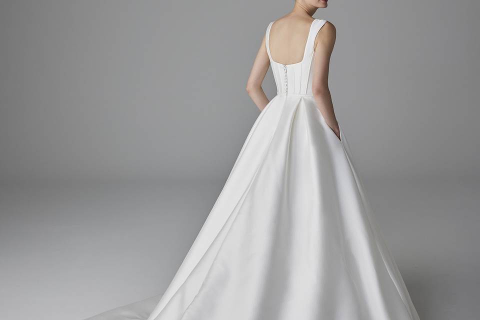 Pronovias