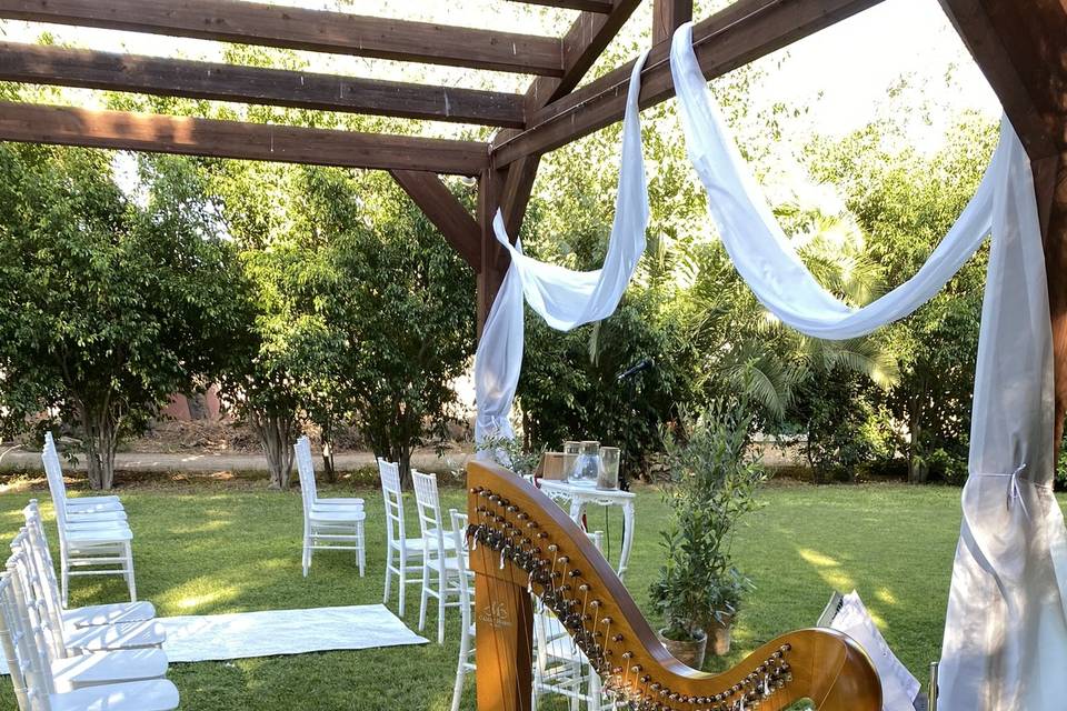 Cerimonia in giardino