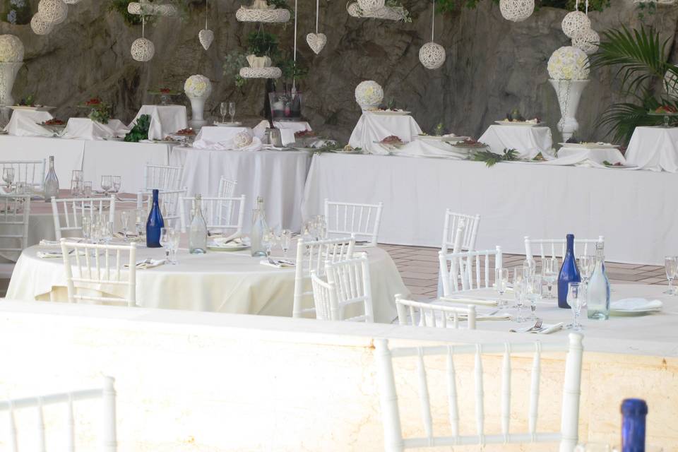 Wedding White  Buffet