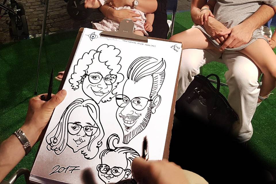 Disegnatore Ritrattista Caricature Corazón