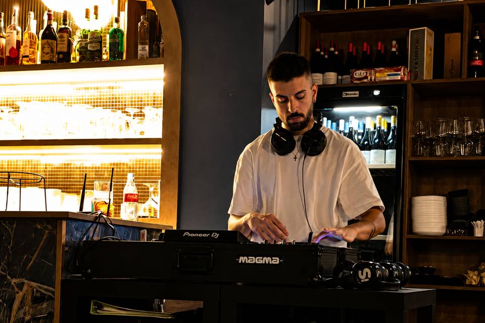 Chrysis DJ