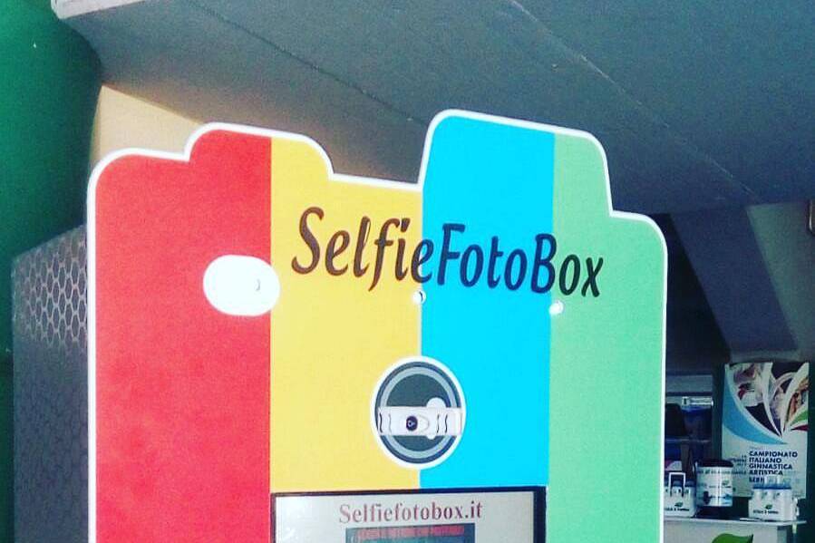 Selfie box