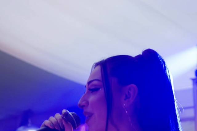 Duo con band completa
