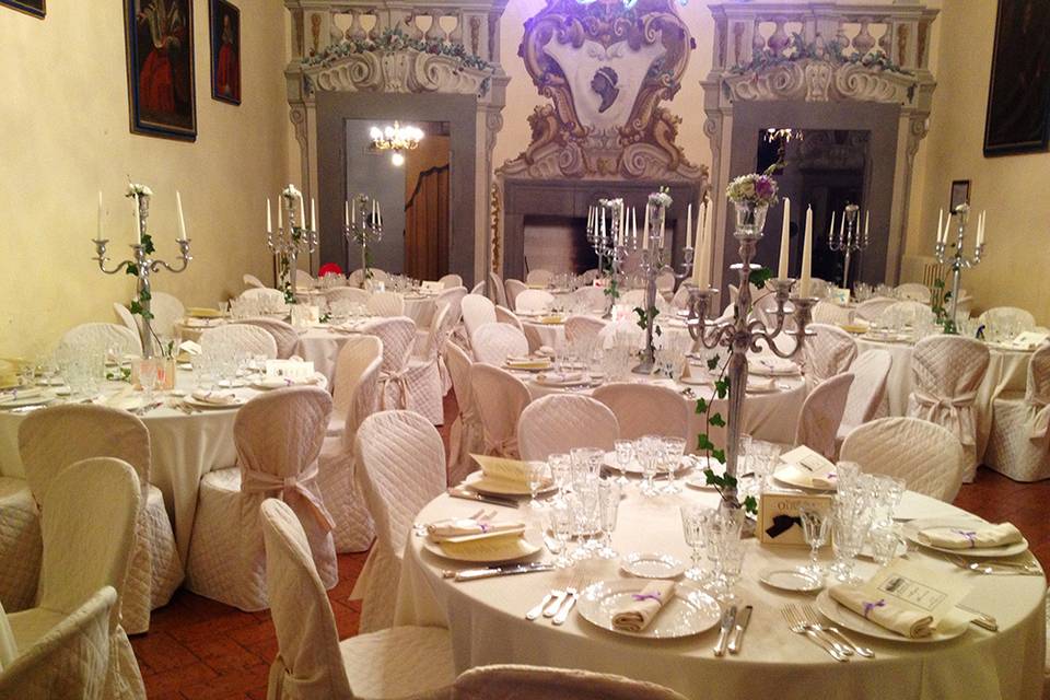 Allestimento sala castello