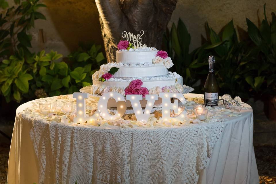 Wedding cake