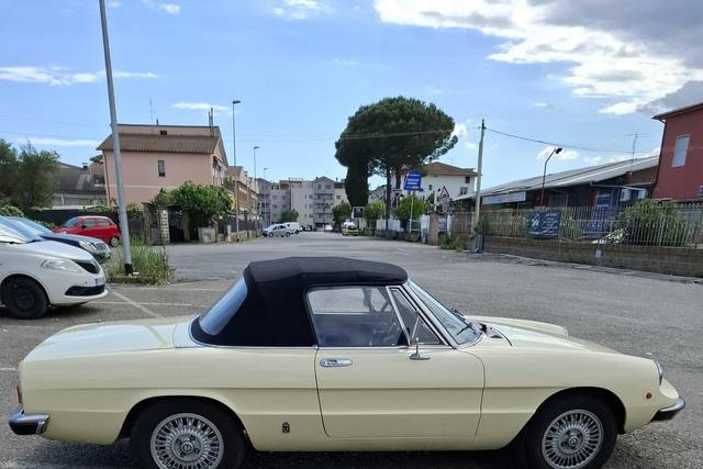 Alfa Romeo Duetto laterale