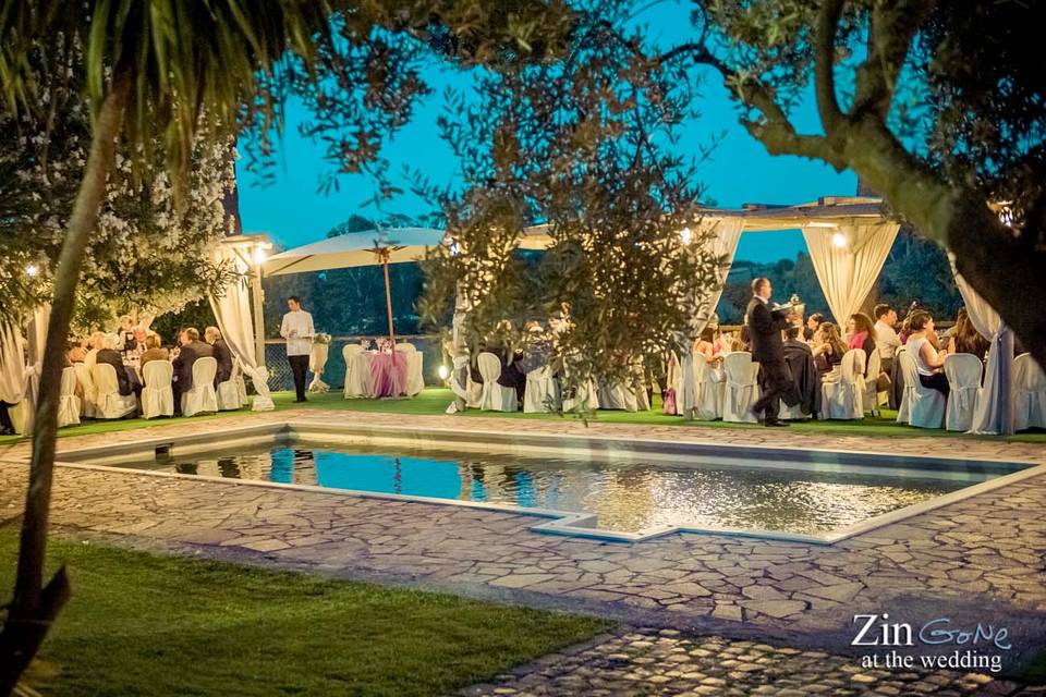 La cena la bordo piscina