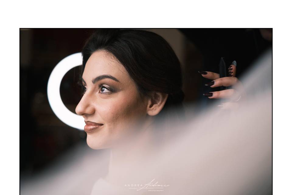 Make UP