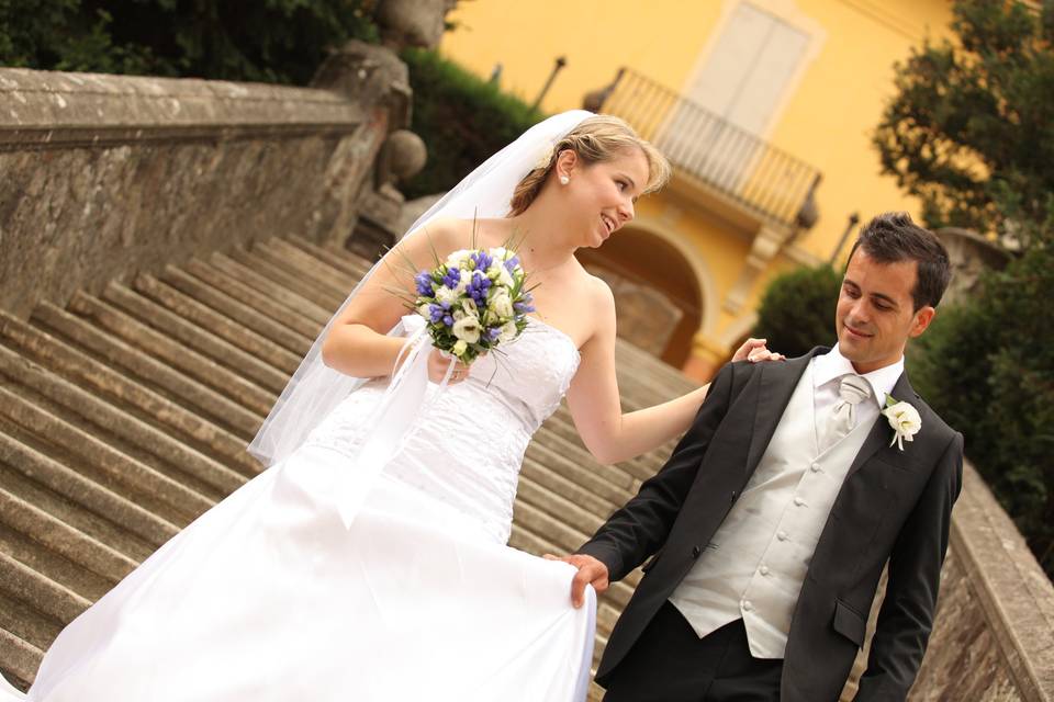 Lucia e Mirko scalinata