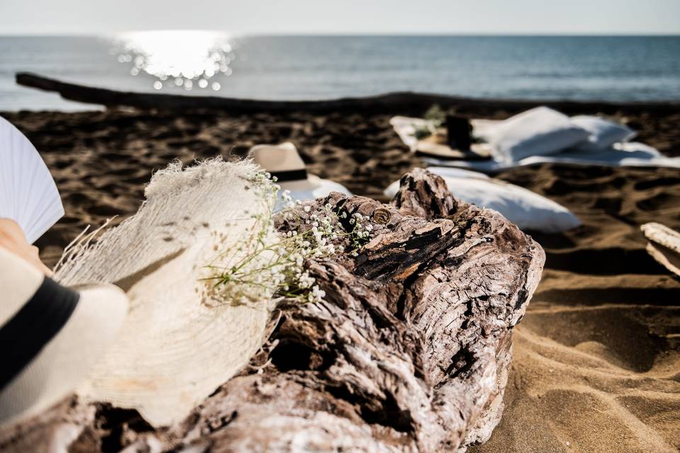 Summer elopement in Sicily.