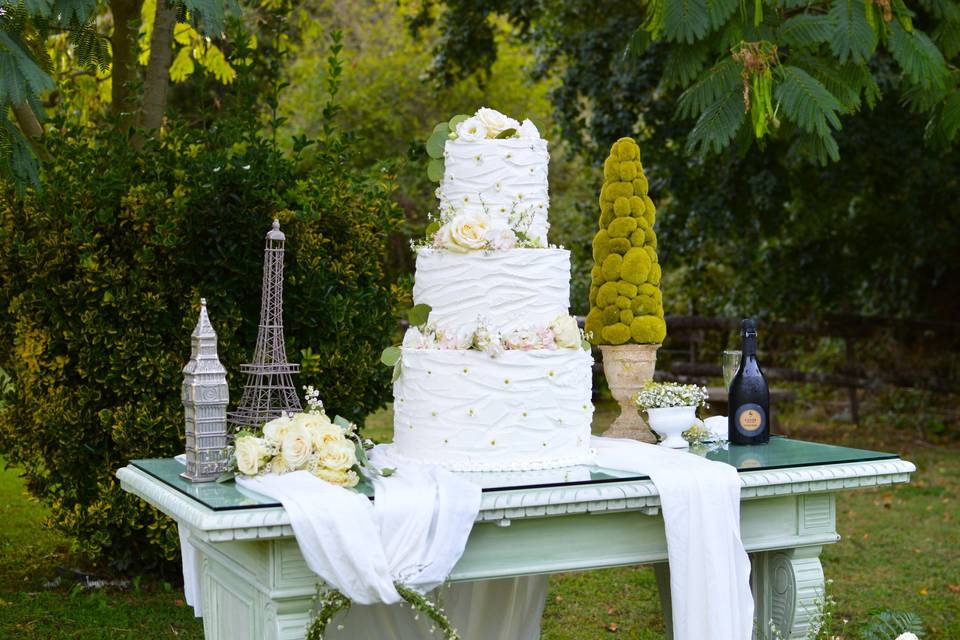 Wedding cake