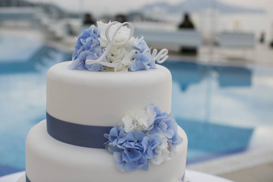 Wedding Cake - Love