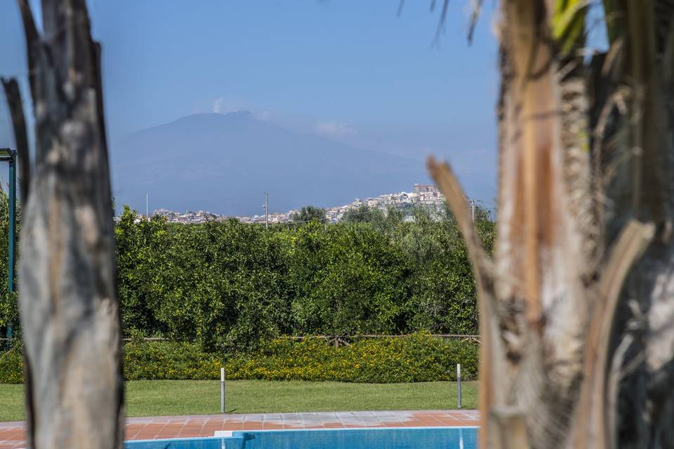 L'incantevole vista sull' Etna