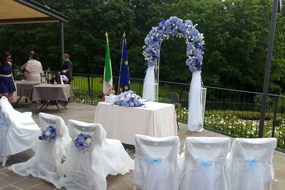 Matrimonio civile nel parco