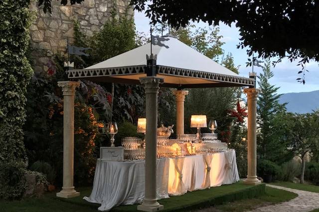 Eleganti gazebo artistici parc