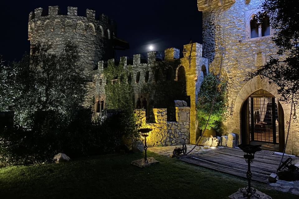 Castello in notturna