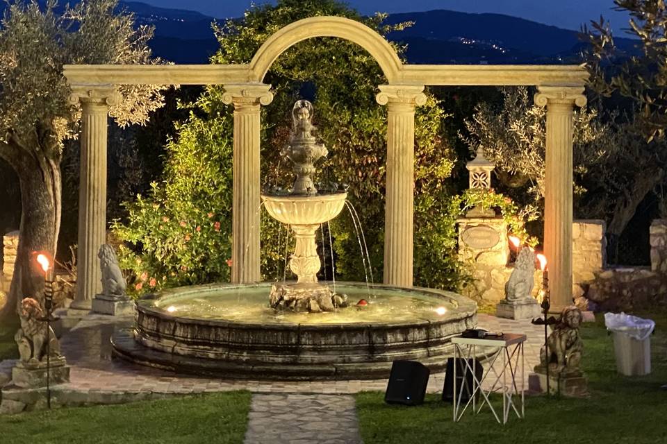 Fontana dei Leoni