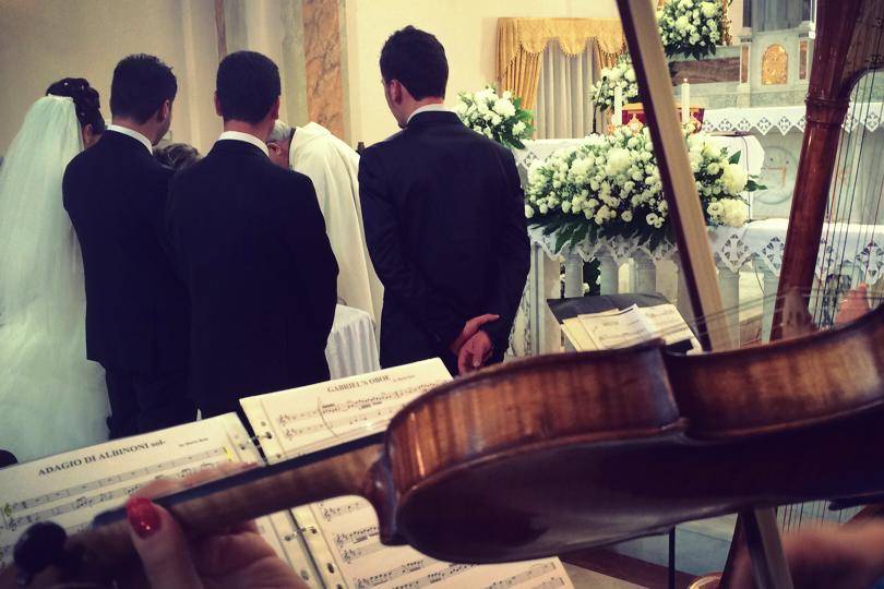 Violino funzione religiosa