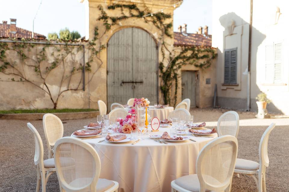 Allestimento tavoli