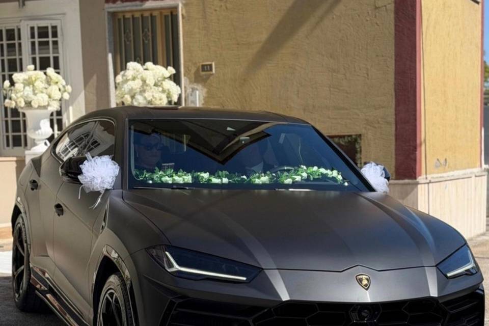 Lamborghini Urus Black Edition