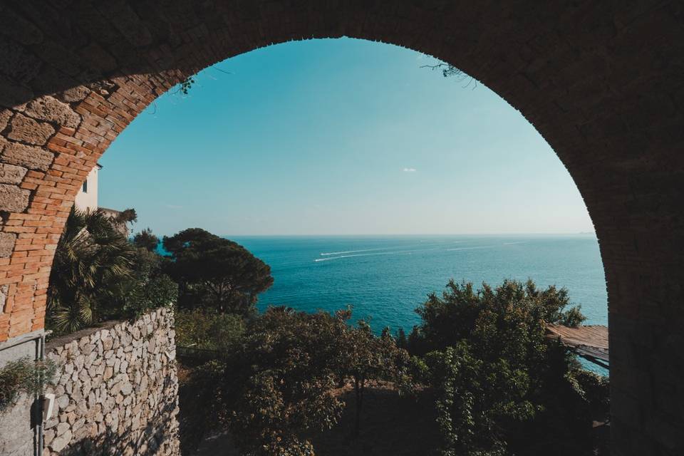 Arco vista mare