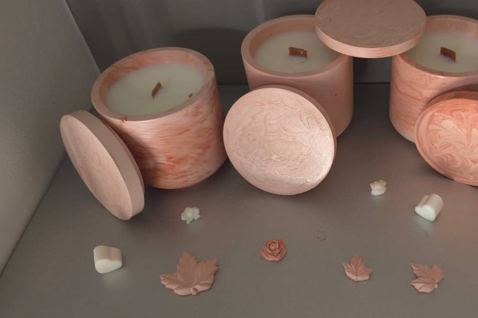 Candele con coperchio