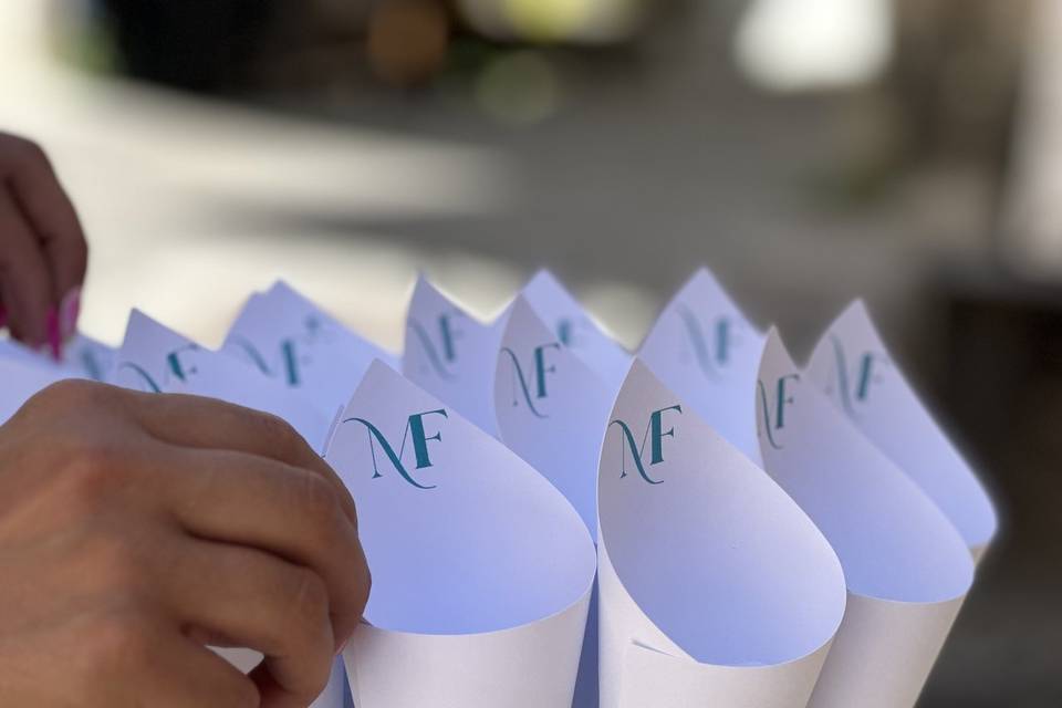 Coni porta riso con logo sposi