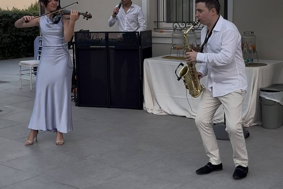 Wedding con live
