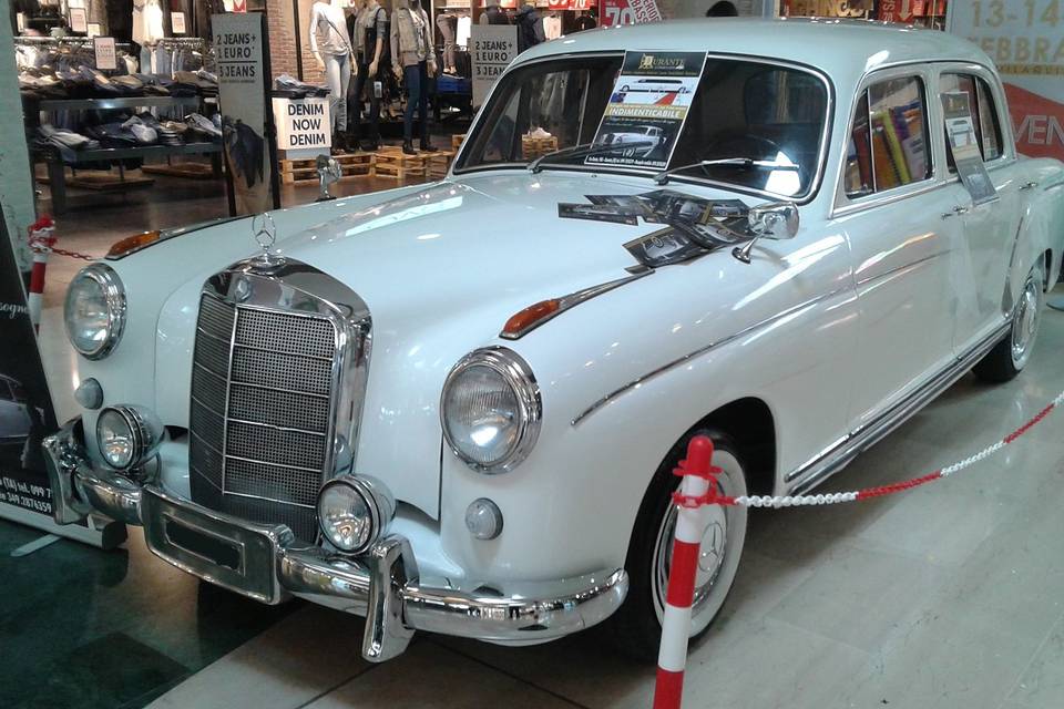 Mercedes ponton 220 anni '50