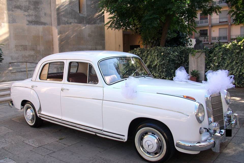 Mercedes ponton 220 anni '50