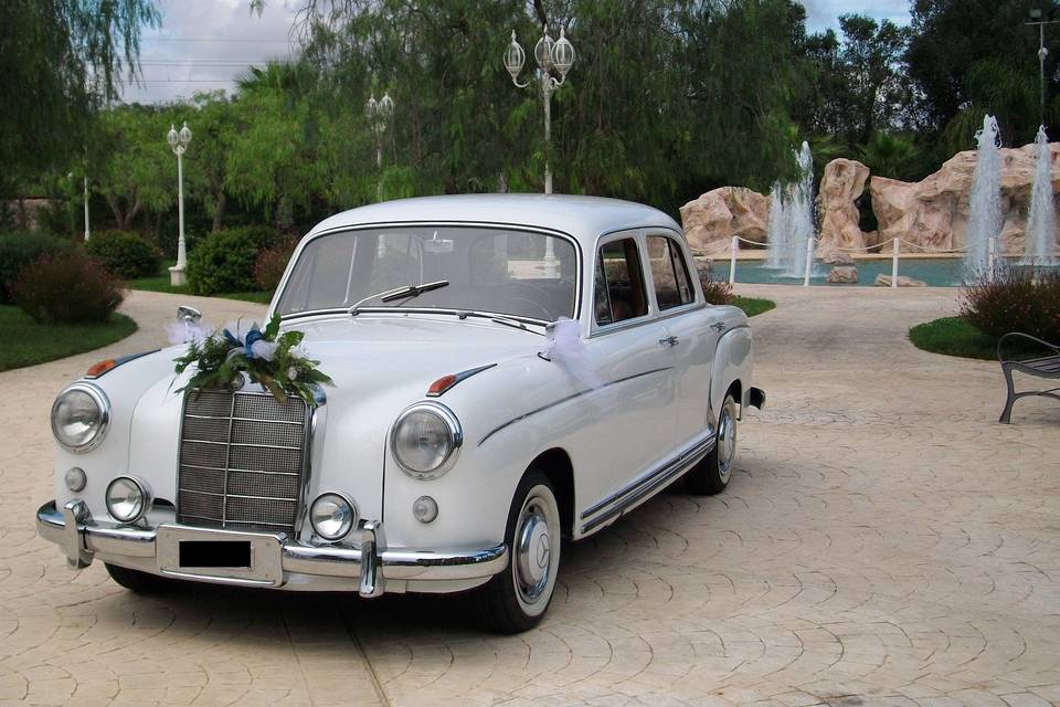 Mercedes ponton 220 anni '50