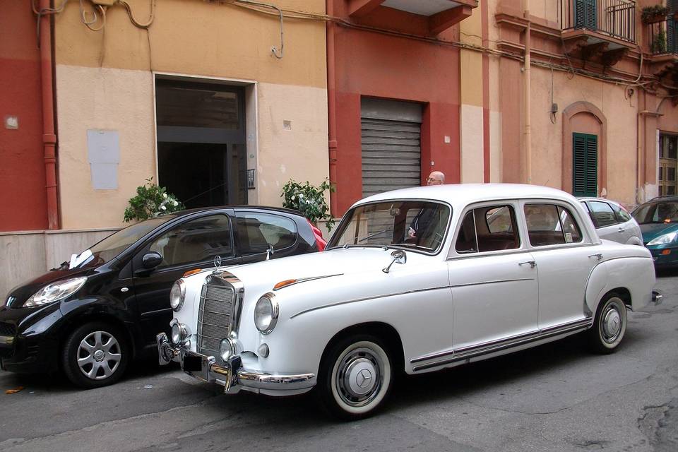 Mercedes ponton 220 anni '50