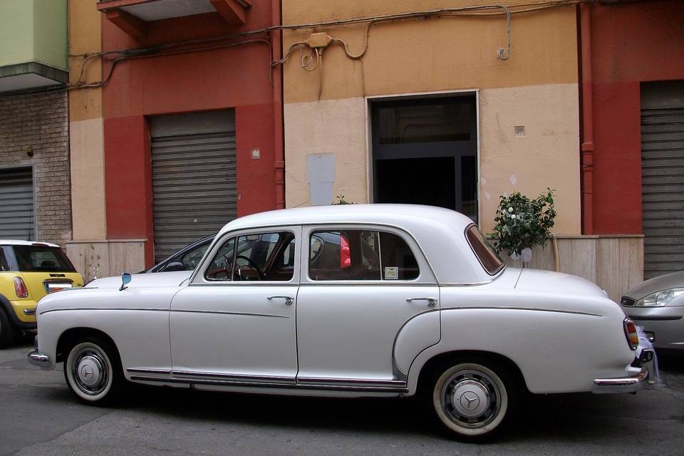 Mercedes ponton 220 anni '50