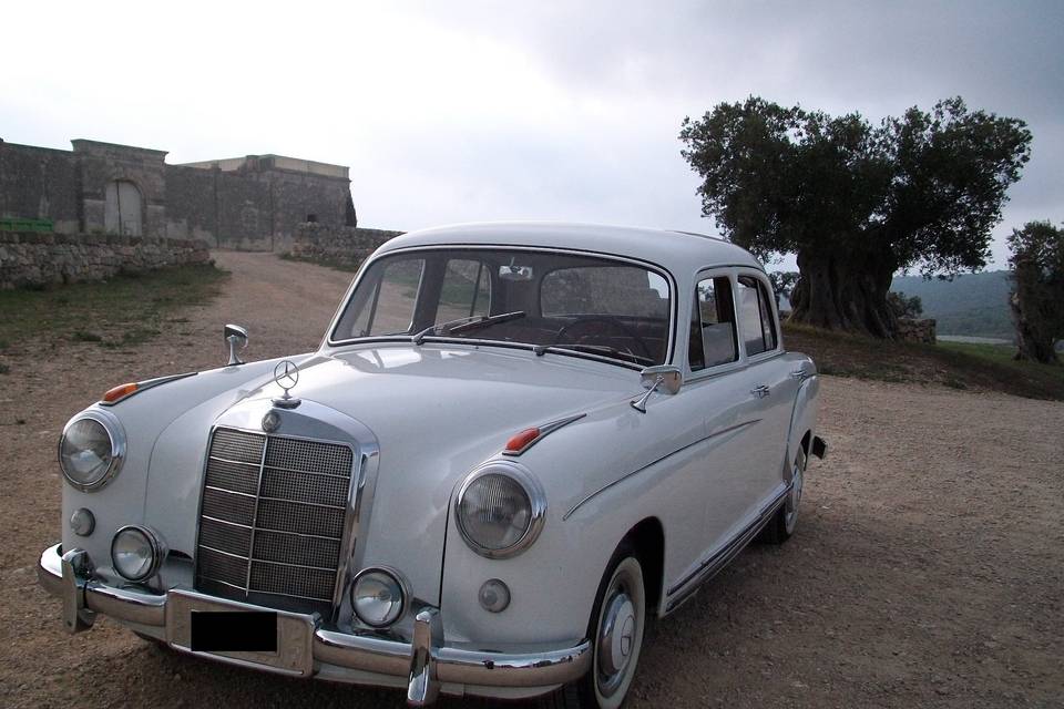 Mercedes ponton 220 anni '50