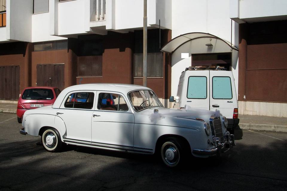 Mercedes ponton 220 anni '50