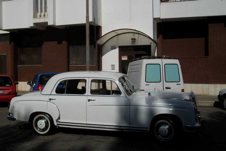 Mercedes ponton 220 anni '50