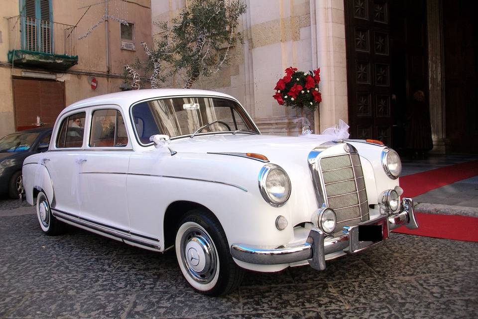 Mercedes ponton 220 anni '50