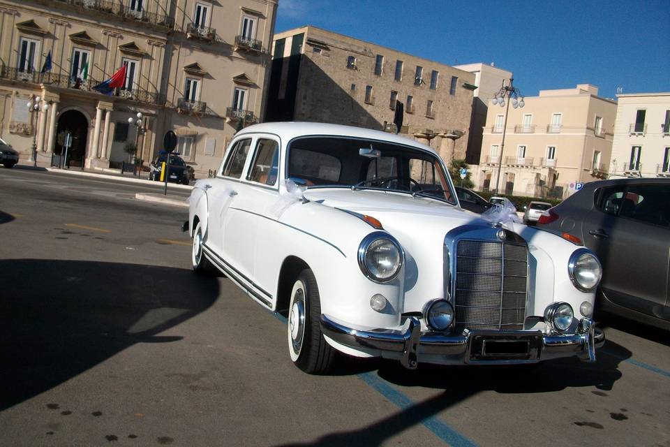 Mercedes ponton 220 anni '50