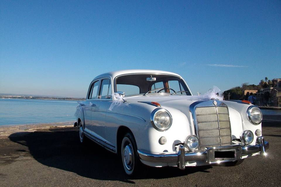 Mercedes ponton 220 anni '50