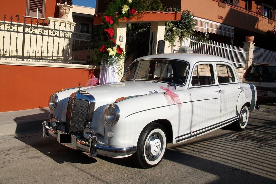 Mercedes ponton 220 anni '50